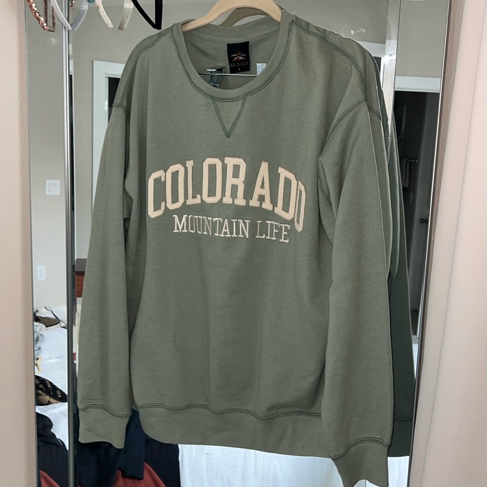 Prairie Mountain | Colorado Mountain Life Sweatshirt | Size L